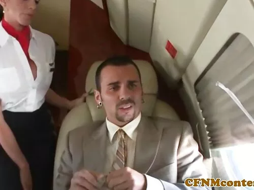 Lesbiana mulată și p ...