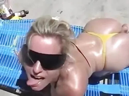 Blonda a pizdafututa ...