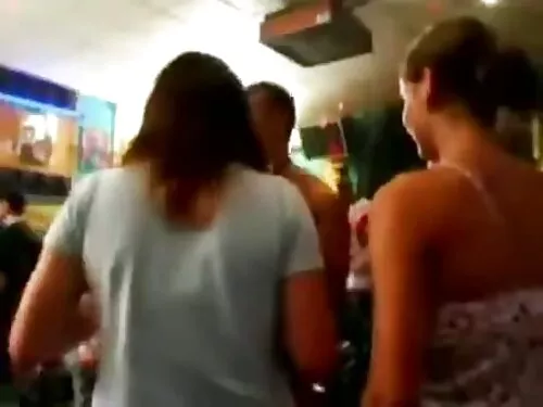 Puiul tânăr cu părul ...