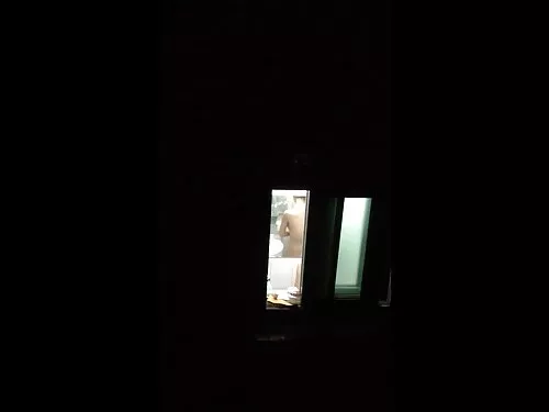 Tipul a filme porno  ...
