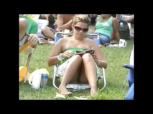 Mama sexy cu sâni ma ...